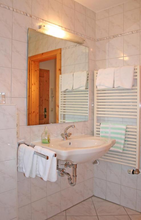 Ferienhaus Am Roemerweg Klais Room photo